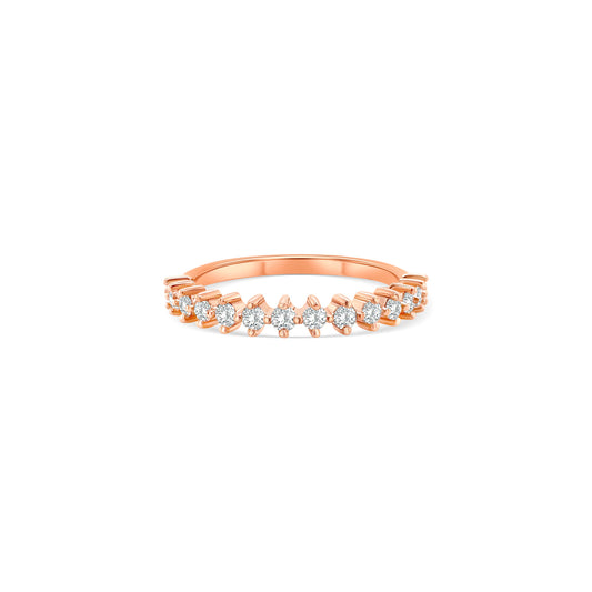  Round brilliant, half eternity, diamond ring: a stunning, classic, elegant piece of jewelry.