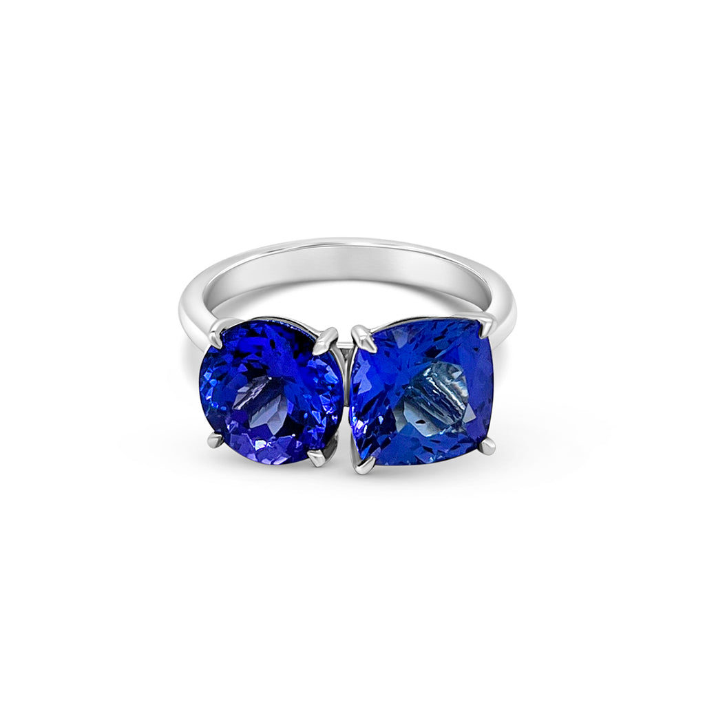 Toi Et Moi Tanzanite Ring with Round and Cushion Shaped Gemstones Elegant Tanzanite Ring with Unique Round and Cushion Cuts Exquisite Design of Round and Cushion Shaped Tanzanite Ring Meticulously Crafted Toi Et Moi Tanzanite Ring Captivating Beauty of Round and Cushion Shaped Tanzanite Ring Timelessly Elegant Tanzanite Ring with Cushion and Round Cuts