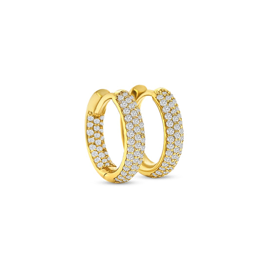 Add a touch of brilliance to your jewelry collection with these stunning Round Brilliant Diamond Huggy Earrings. Designed for comfort and sophistication, they're the perfect accessory for any occasion