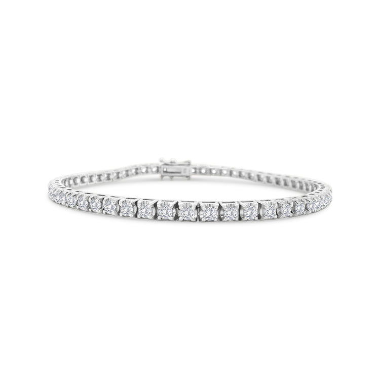 A stunning diamond tennis bracelet, featuring brilliant diamonds, perfect for any occasion, adding elegance and glamour to your look, a timeless accessory, sparkling with every movement, exuding sophistication and luxury, a must-have piece for every jewelry collection.